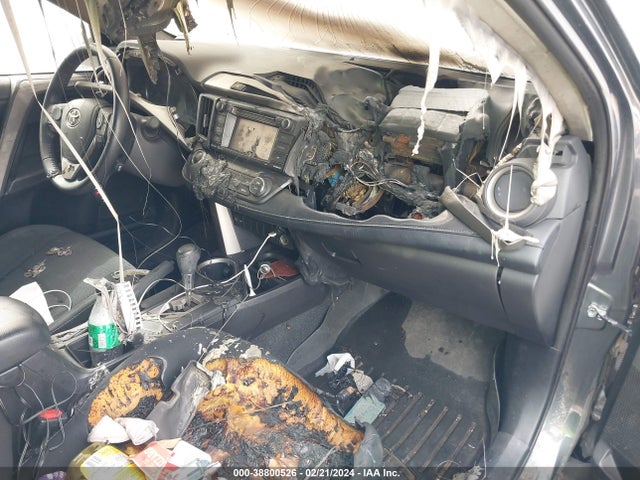Toyota Rav4 Xle 2018 2T3RFREV4JW772111 Image 6