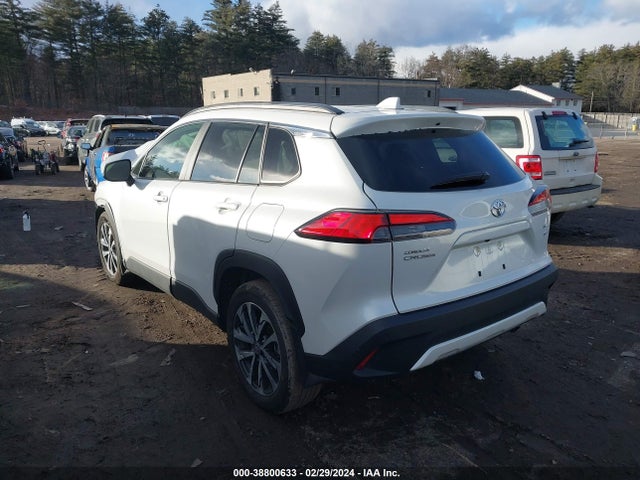 Toyota Corolla Cross Xle 2022 7MUDAABG5NV037117 Image 3