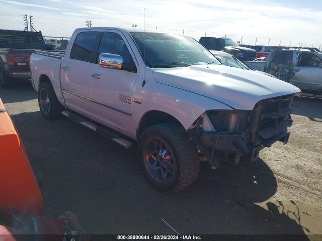 2015 1C6RR6LT8FS750529 главное изображение