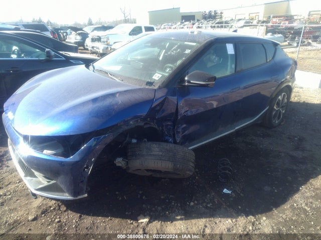 KIA Ev6 Wind 2023 KNDC34LA2P5128527 Image 2