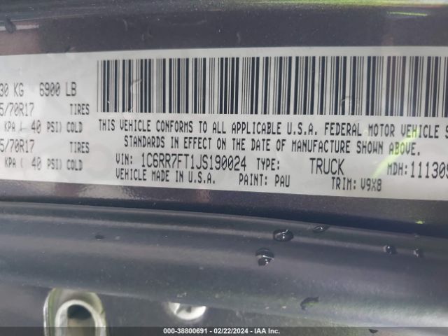 1C6RR7FT1JS190024 RAM 1500 Tradesman Quad Cab 4x4 6'4 Box