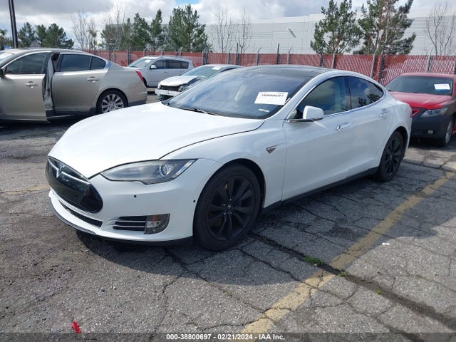Tesla Model S 60/70/85 2015 5YJSA1S11FFP74804 Image 2