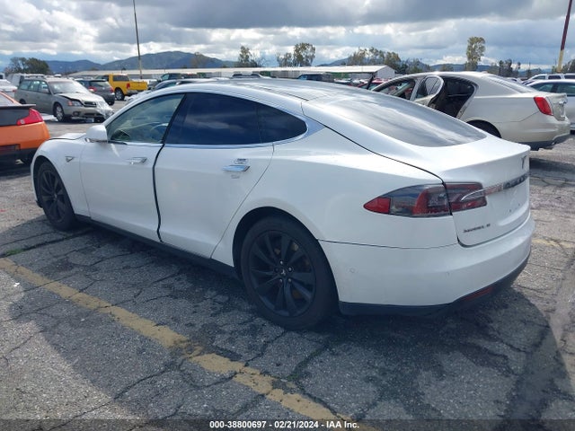 Tesla Model S 60/70/85 2015 5YJSA1S11FFP74804 Image 3