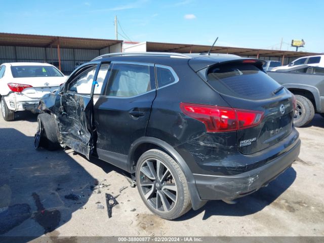 JN1BJ1CPXJW181680 Nissan Rogue Sport Sl