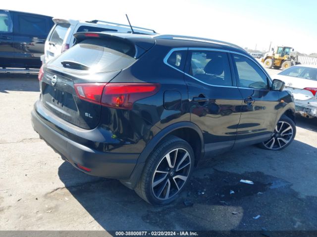 JN1BJ1CPXJW181680 Nissan Rogue Sport Sl