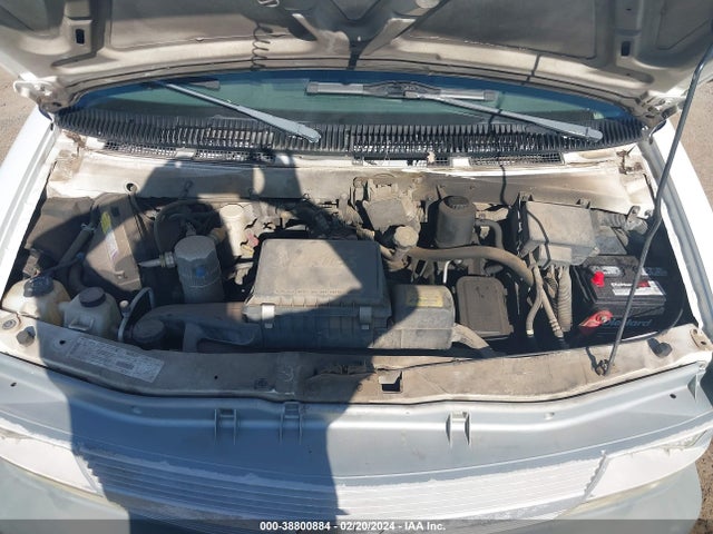1999 CHEVROLET ASTRO VIN: 1GCDM19W9XB122518
