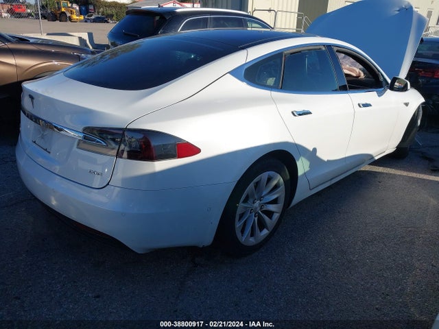 2016 TESLA MODEL S 5YJSA1E25GF138411 Photo 3