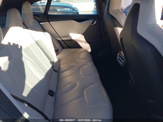 2016 TESLA MODEL S 5YJSA1E25GF138411 Photo 7