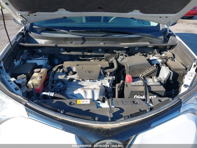 Toyota RAV4 LE 2020 JTMZFREV8HJ710364 Image 10