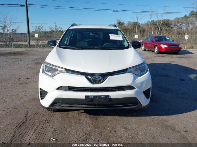 Toyota RAV4 LE 2020 JTMZFREV8HJ710364 Image 12