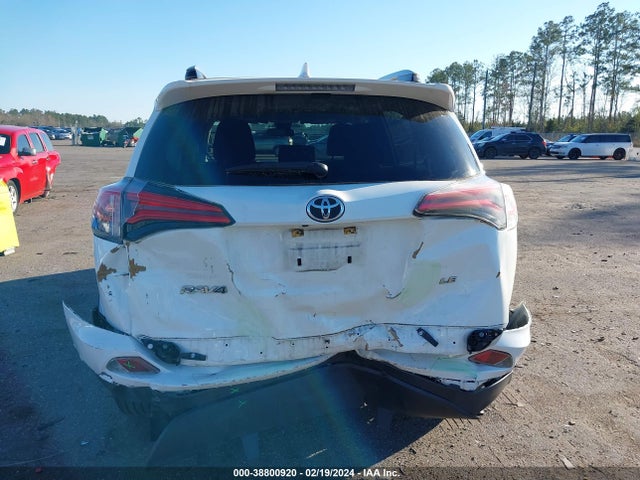 Toyota RAV4 LE 2020 JTMZFREV8HJ710364 Image 16
