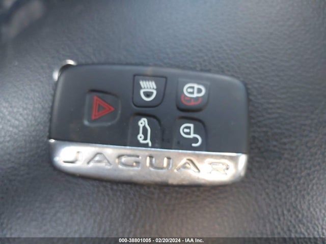 2018 JAGUAR F-PACE SADCS2FX6JA280062 Photo 10