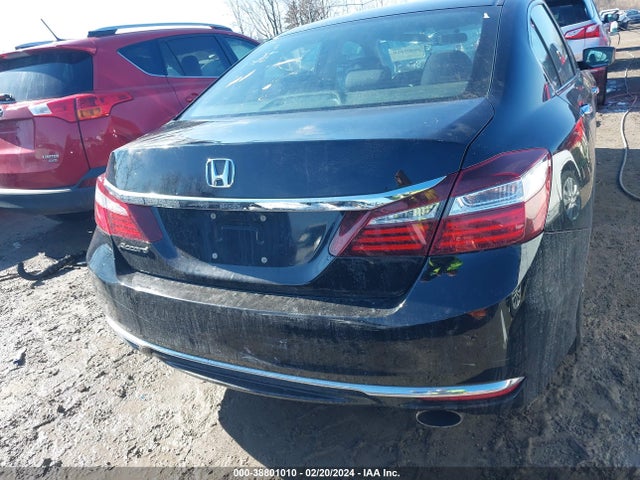 Honda ACCORD LX 2017 1HGCR2F34HA218496 Image 16