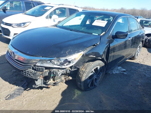 Honda ACCORD LX 2017 1HGCR2F34HA218496 Image 2