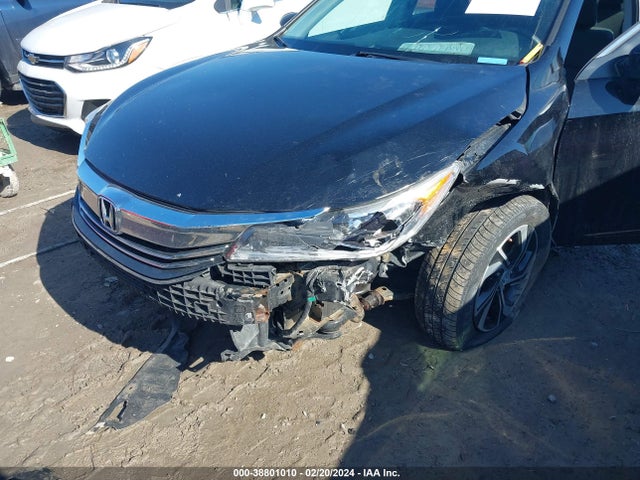 Honda ACCORD LX 2017 1HGCR2F34HA218496 Image 6