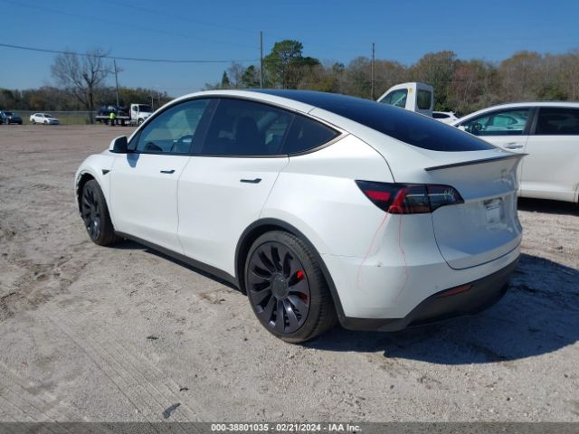 2021 TESLA MODEL Y 5YJYGDEF5MF245161 Photo 2