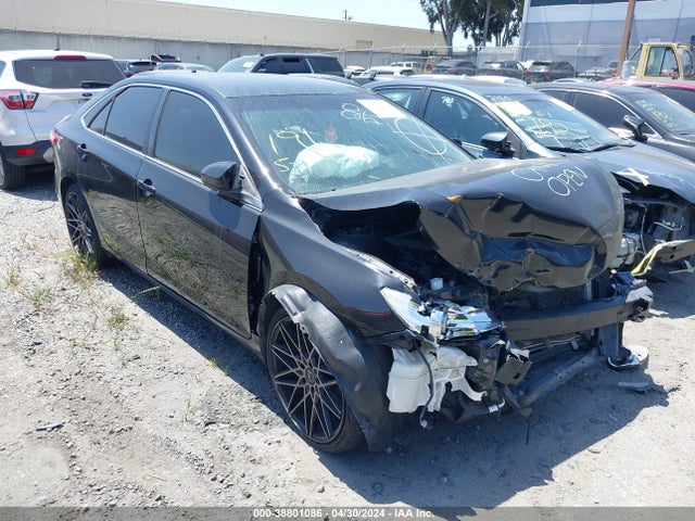 Toyota CAMRY LE 2015 4T1BF1FK1FU925552 Image 1