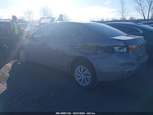 Toyota COROLLA LE 2019 5YFBURHE1KP900061 Image 3