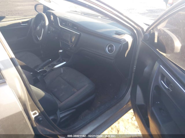 Toyota COROLLA LE 2019 5YFBURHE1KP900061 Image 5