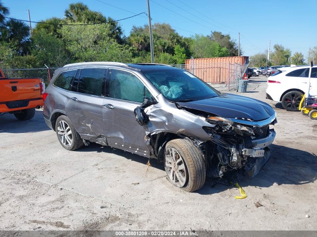 Honda Pilot Touring 2016 5FNYF5H90GB011576 Image 1