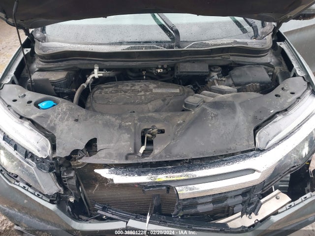 Honda Ridgeline Rtl-e 2017 5FPYK3F7XHB001745 Image 10