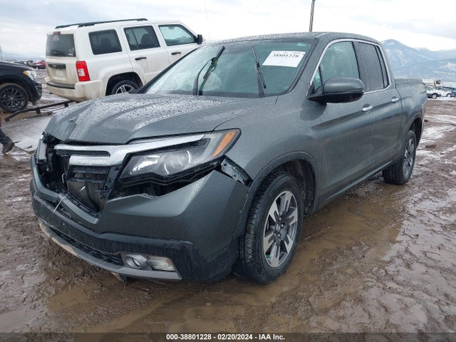 Honda Ridgeline Rtl-e 2017 5FPYK3F7XHB001745 Image 2