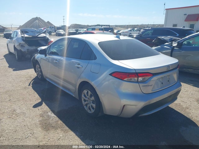 Toyota COROLLA LE 2022 JTDEPMAE5NJ204779 Image 3