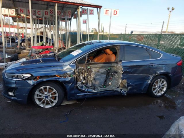 3FA6P0SU0KR185178 Ford Fusion Energi Titanium