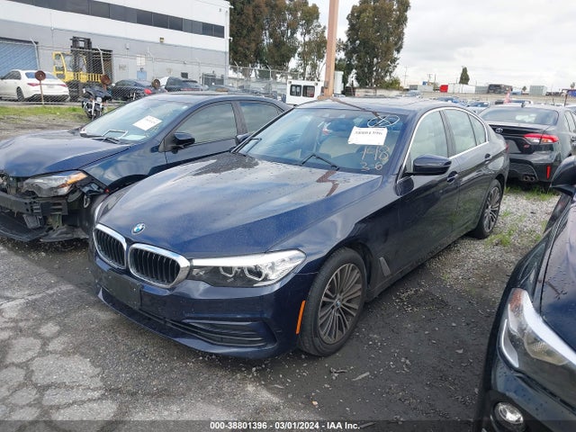 BMW 530I 2019 WBAJA5C52KWW48314 Image 2