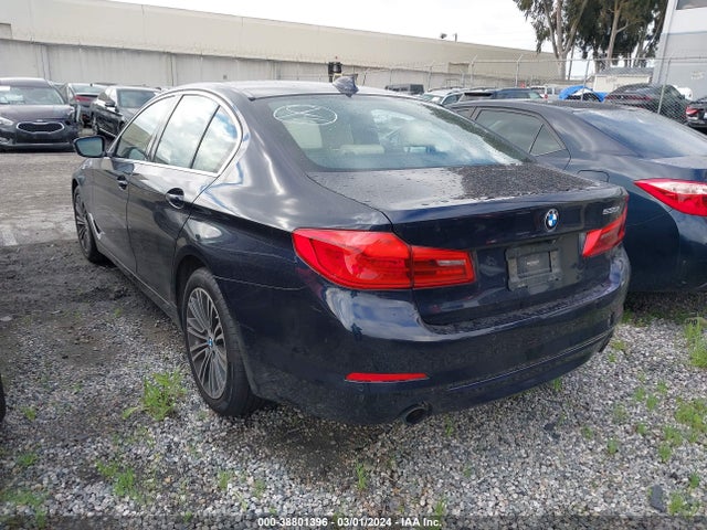 BMW 530I 2019 WBAJA5C52KWW48314 Image 3