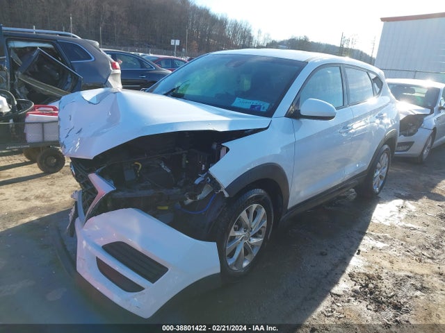 Hyundai TUCSON SE 2019 KM8J23A4XKU945787 Image 2