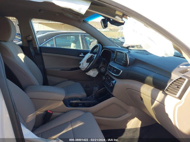 Hyundai TUCSON SE 2019 KM8J23A4XKU945787 Image 5