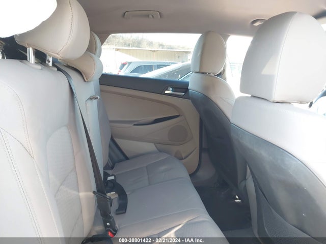 Hyundai TUCSON SE 2019 KM8J23A4XKU945787 Image 8