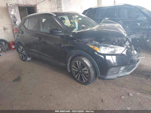 2018 3N1CP5CU7JL527934 main image