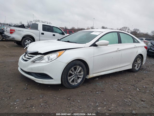 Hyundai SONATA GLS 2014 5NPEB4ACXEH834920 Image 2