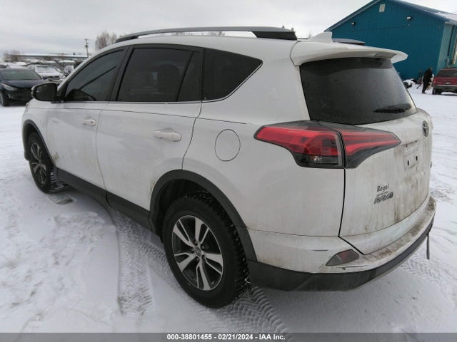 Toyota Rav4 Xle 2017 JTMWFREV8HD095011 Image 3