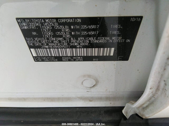 Toyota Rav4 Xle 2017 JTMWFREV8HD095011 Image 9