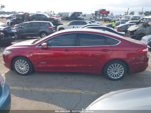 3FA6P0PU8FR284099 Ford Fusion Energi Se Luxury