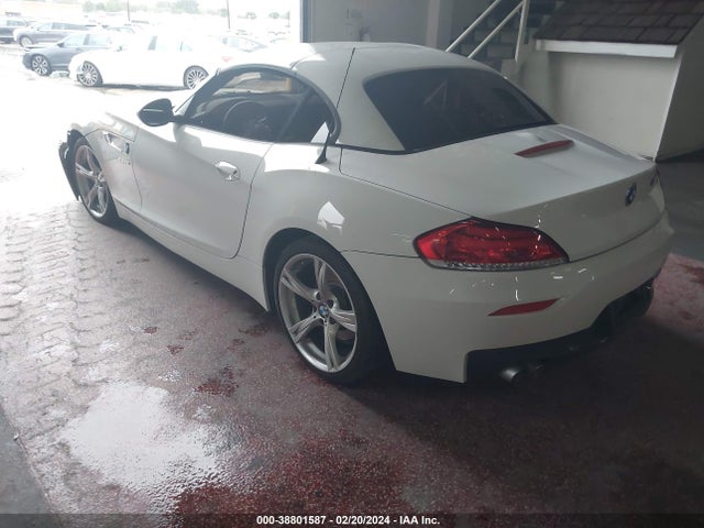BMW Z4 Sdrive28i 2015 WBALL5C58FP557597 Image 3
