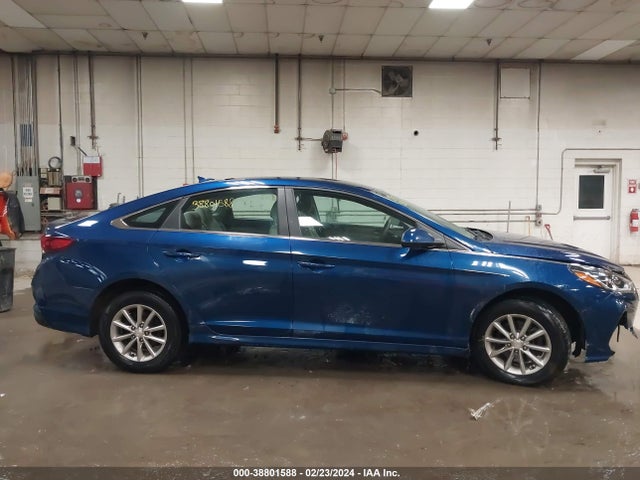 Hyundai SONATA SE 2019 5NPE24AF6KH800110 Image 14