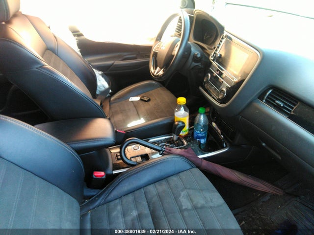 Mitsubishi Outlander Se 2019 JA4AZ3A36KZ049846 Image 5