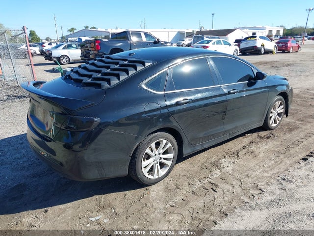Chrysler 200 Limited 2016 1C3CCCAB3GN131642 Image 4
