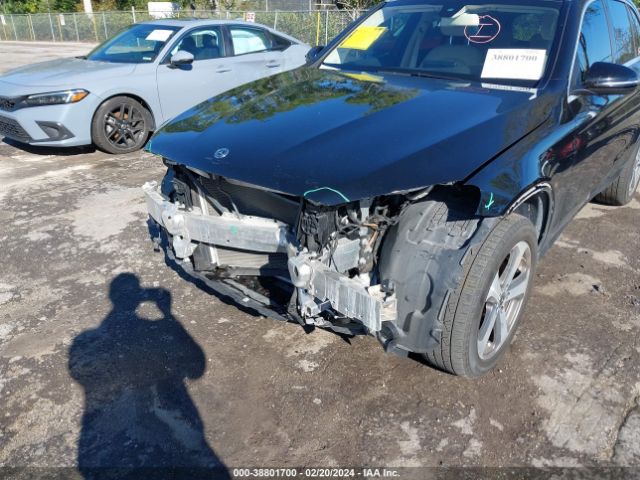WDC0G4JB7KF572096 Mercedes-Benz GLC 300