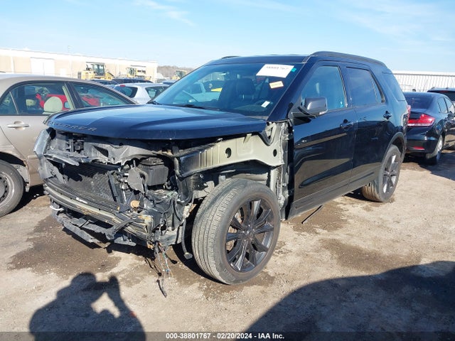 Ford EXPLORER XLT 2017 1FM5K7D87HGB61615 Image 2