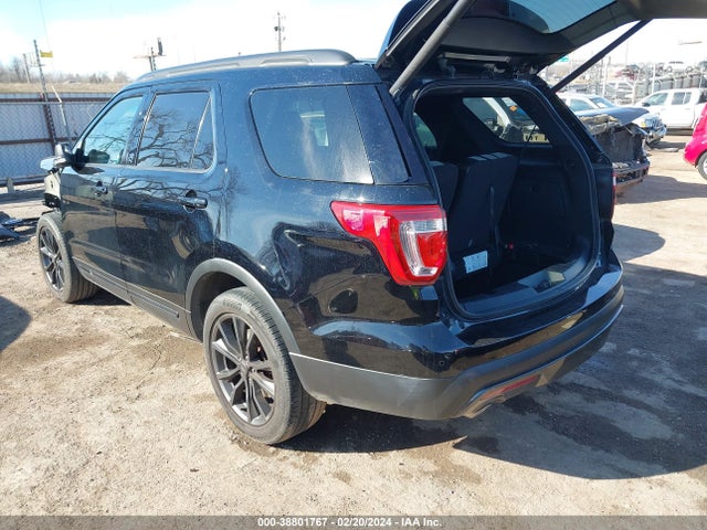 Ford EXPLORER XLT 2017 1FM5K7D87HGB61615 Image 3