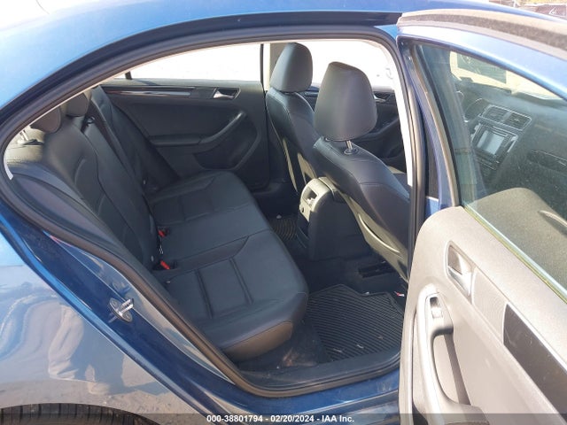 3VWL17AJ9HM226067 Volkswagen Jetta 1.8t Sel