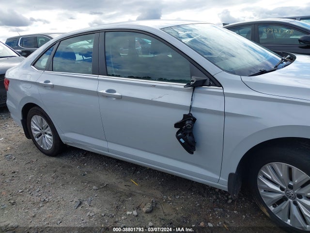 3VWC57BUXKM058718 Volkswagen Jetta 1.4t R-line/1.4t S/1.4t Se