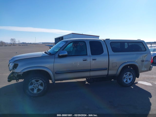 Продажа на аукционе авто 2005 Toyota Tundra Sr5 V8, vin: 5TBBT44165S457385, номер лота: 38801801