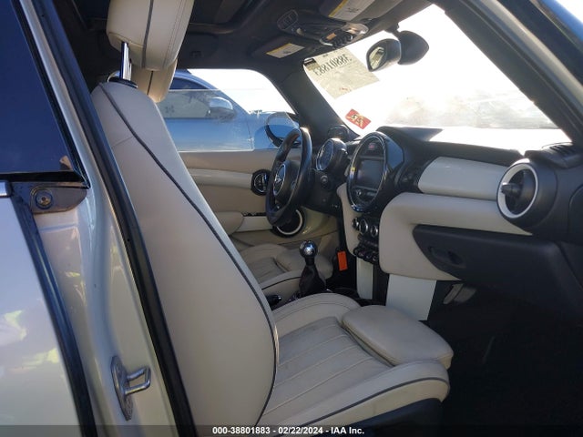 2016 MINI HARDTOP WMWXU3C53G2B62800 Photo 4