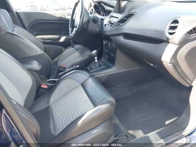 Ford FIESTA ST 2016 3FADP4GX8GM127275 Image 5